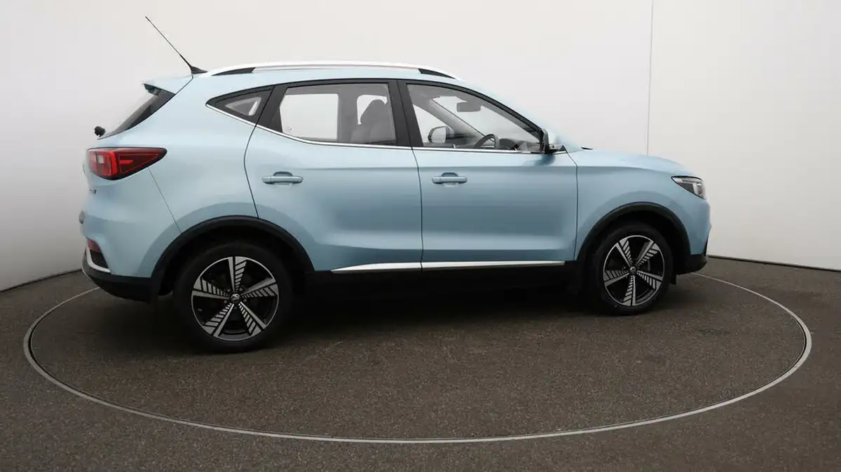 2020-mg-zs-suv-e-exclusive-ev-big-45