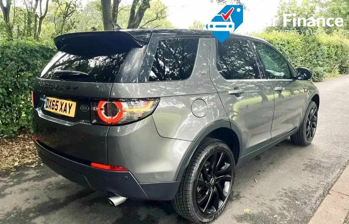 2015-land-rover-discovery-sport-20td4-hse-black-big-6