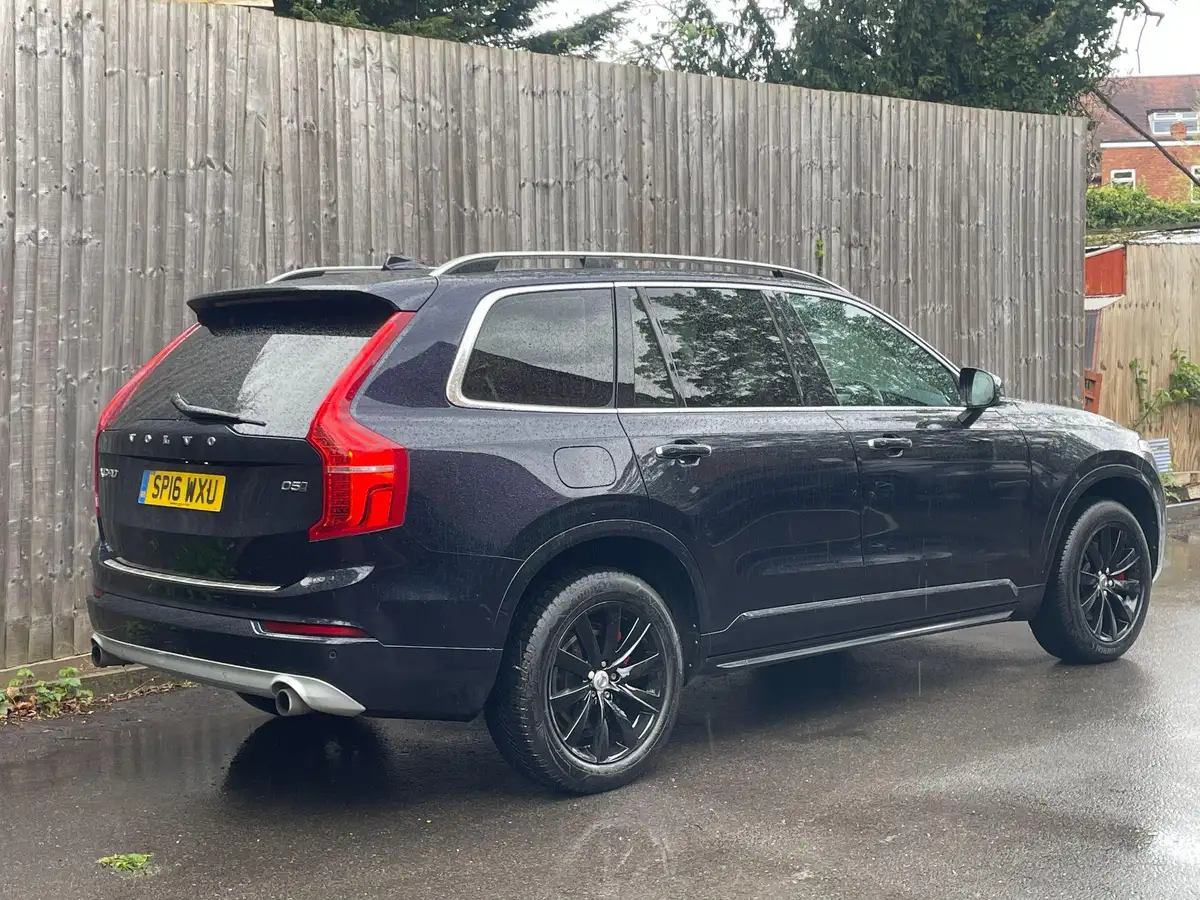 2016-volvo-xc90-20td-momentum-big-5