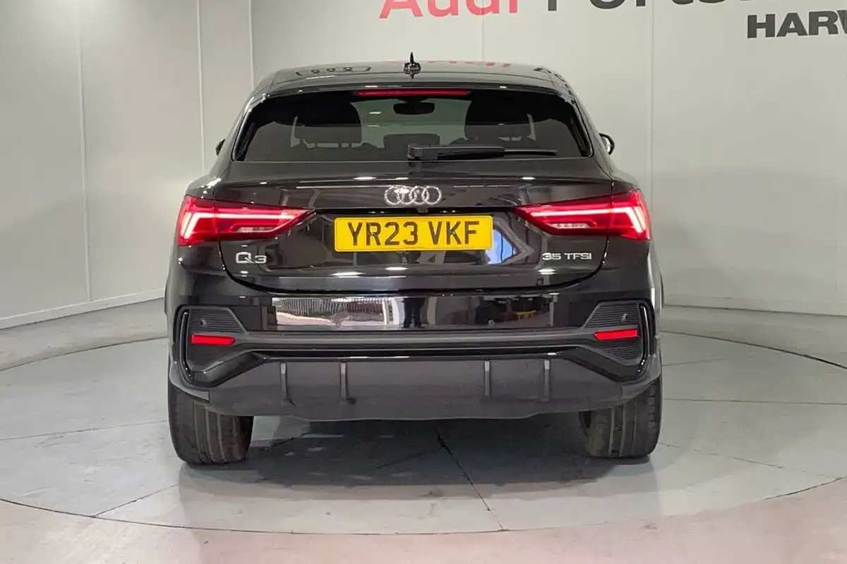 2023-audi-q3-15-35-tfsi-black-edition-cod-sportback-s-tronic-big-7