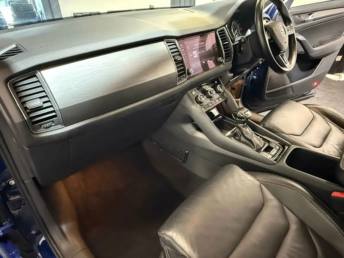 2017-skoda-kodiaq-20tdi-se-technology-5-seatsss-dsg-big-45