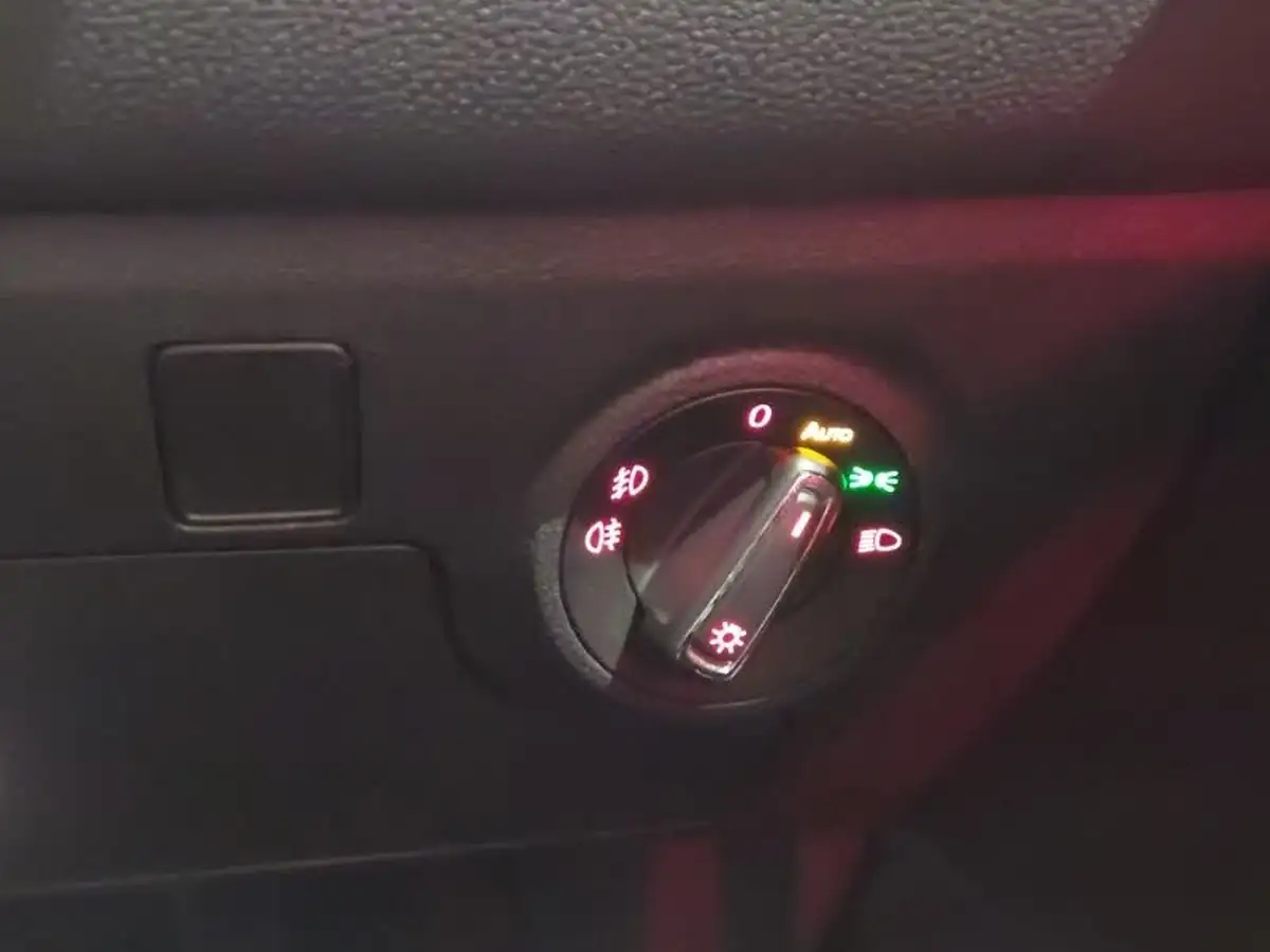 2021-seat-ibiza-10-tsi-fr-sport-95ps-big-17