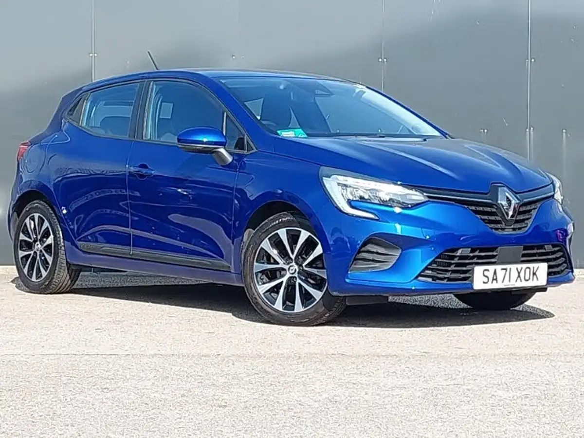 2021-renault-clio-10-tce-iconic-90ps-big-0