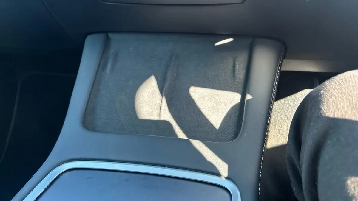 2023-tesla-model-y-e-rwd-big-23