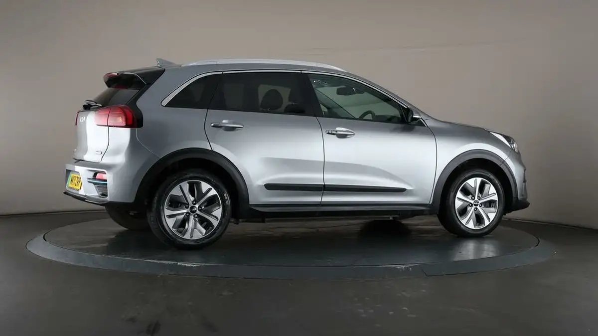 2022-kia-e-niro-ev-2-64-big-54