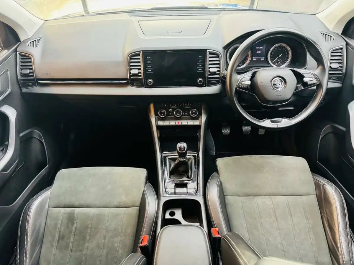 2020-skoda-karoq-10-tsi-se-l-116ps-big-9