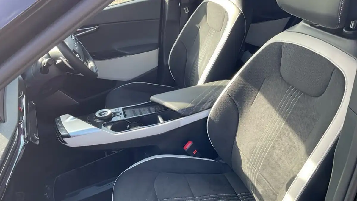 2024-kia-ev6-e-gt-line-s-225bhp-774kwh-lithium-ion-heat-pump-big-50