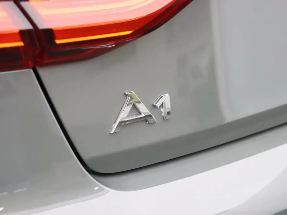 2020-audi-a1-15-35-tfsi-s-line-tronic-big-42