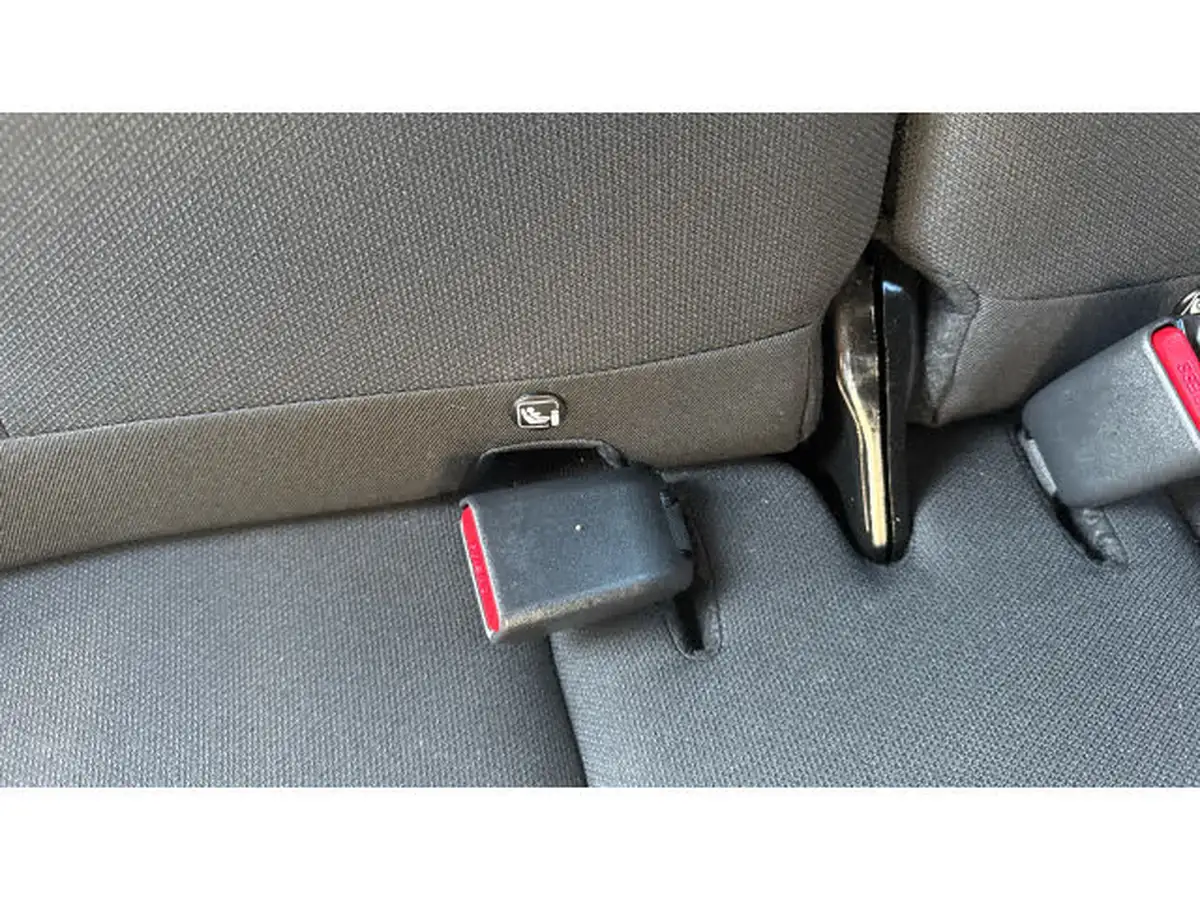 2023-toyota-aygo-x-10-vvt-i-edge-big-16