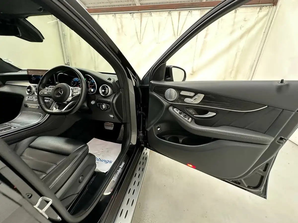 2020-mercedes-benz-glc-class-20-glc300-amg-line-premium-plus-station-wagon-5d-big-27