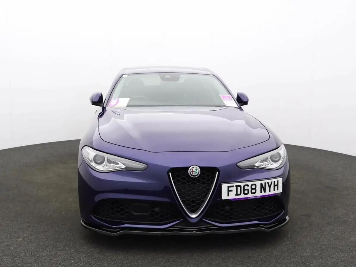 2018-alfa-romeo-giulia-20-veloce-big-1