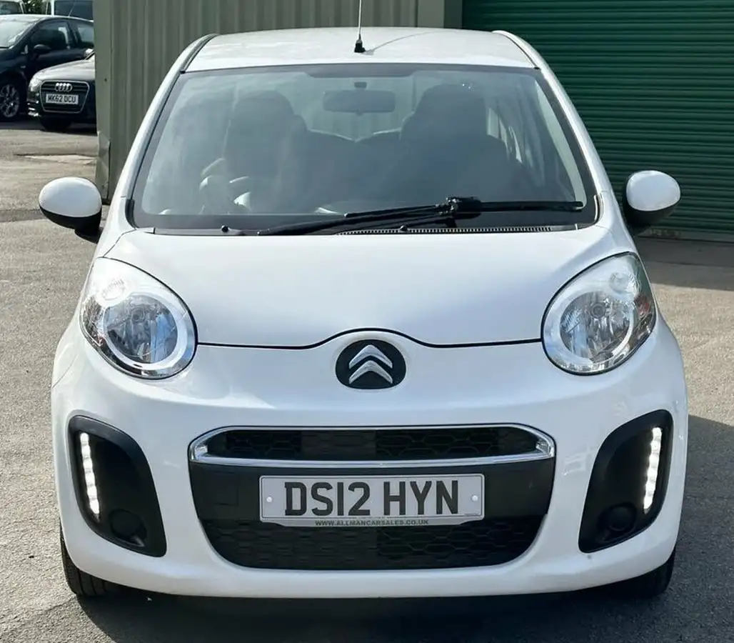 2012-citroen-c1-10-vtr-3d-big-25