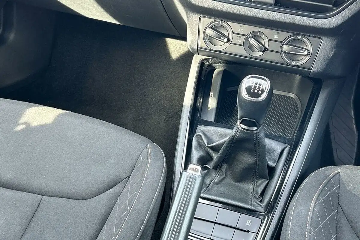 2020-skoda-scala-10-tsi-se-115ps-big-16