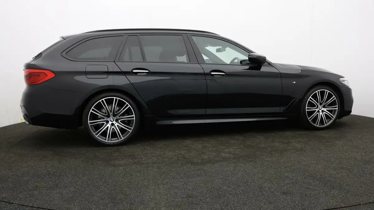 2018-bmw-5-series-20td-520d-m-sport-188bhp-xdrive-touring-5d-big-29