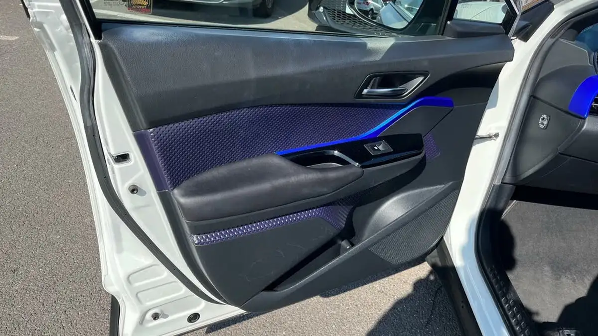 2017-toyota-c-hr-18-vvt-i-dynamic-big-34