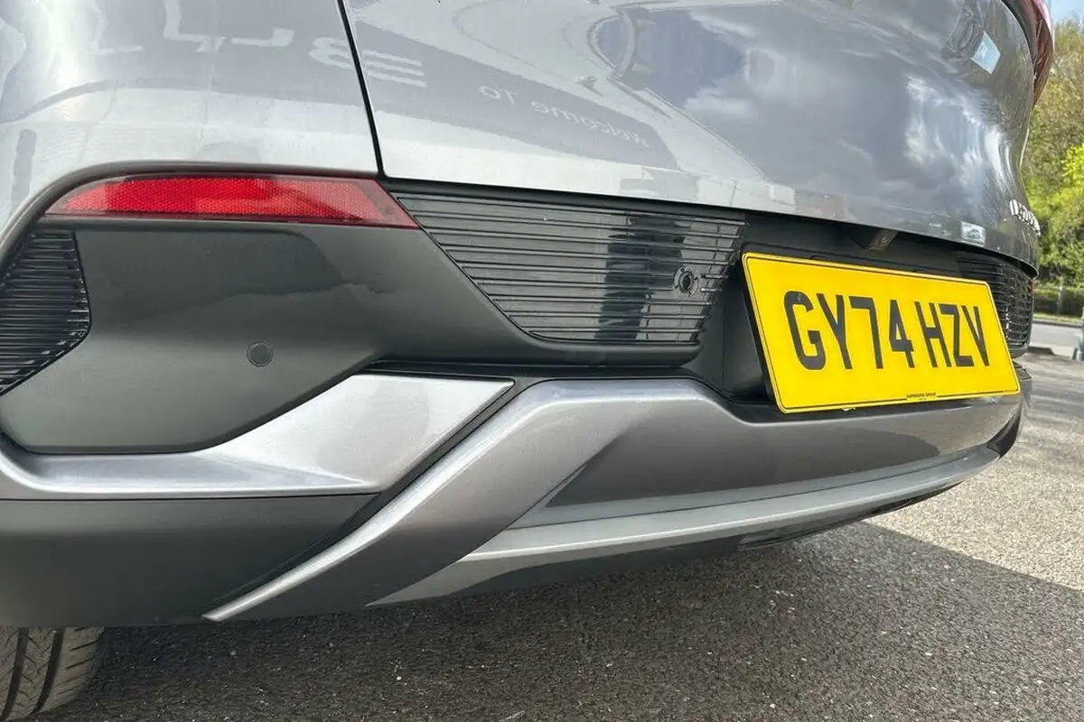 2024-byd-atto-3-e-design-big-16