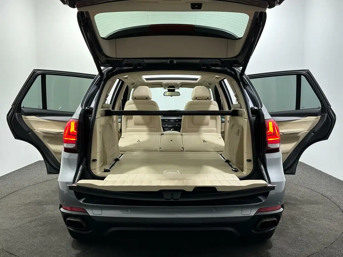 2017-bmw-x5-44-xdrive50i-se-big-42