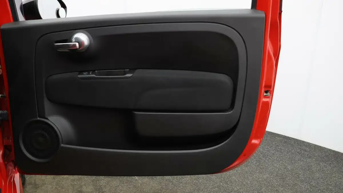 2018-abarth-595-14-tjet-big-14