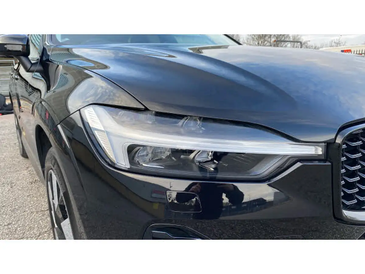 2024-volvo-xc60-20-t8-ultra-dark-big-42