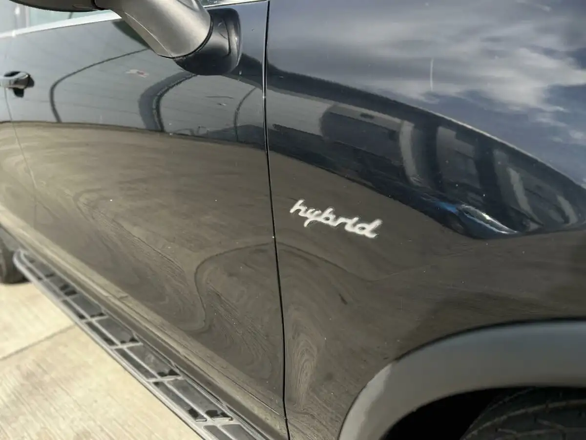 2012-porsche-cayenne-30-s-big-24