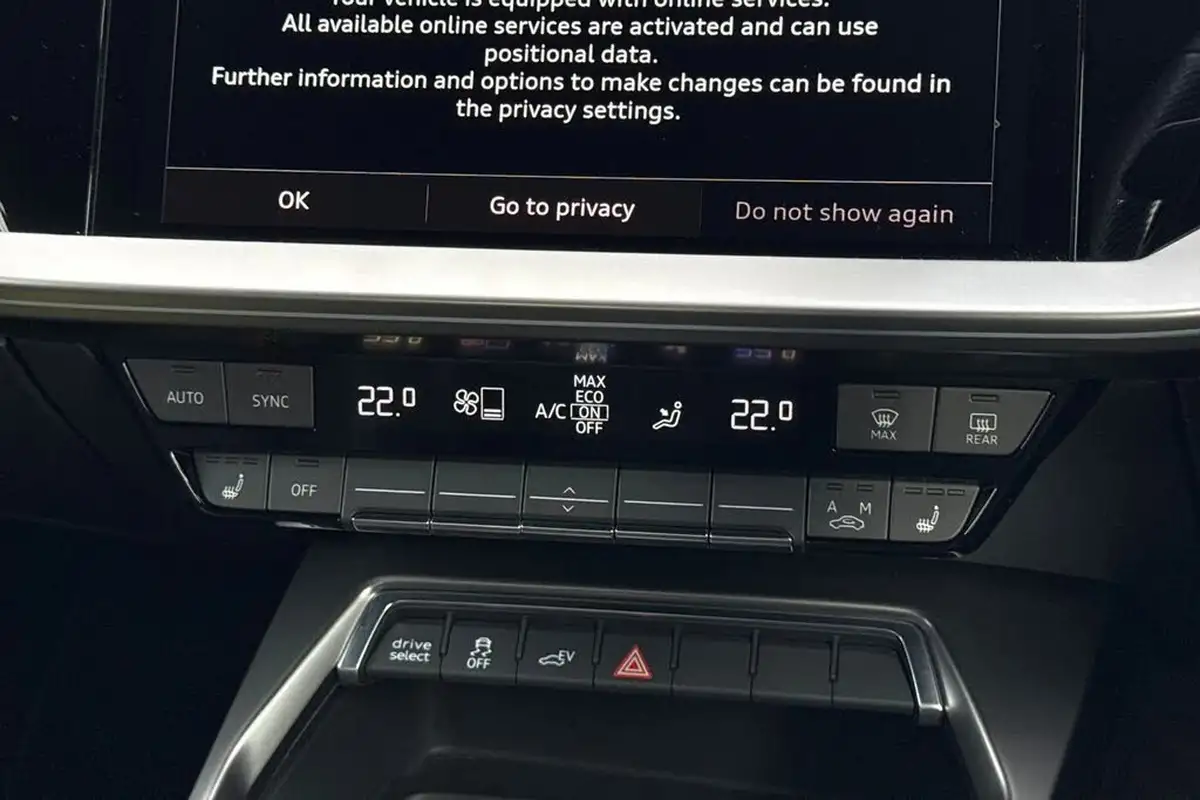2021-audi-a3-14-40-tfsi-e-s-line-big-18