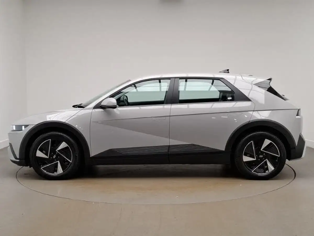 2024-hyundai-ioniq-5-e-premium-228ps-84kwh-rwd-big-3