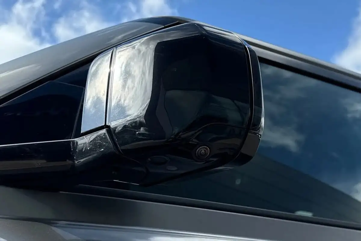 2023-land-rover-110-defender-30-d250-x-dynamic-se-big-40