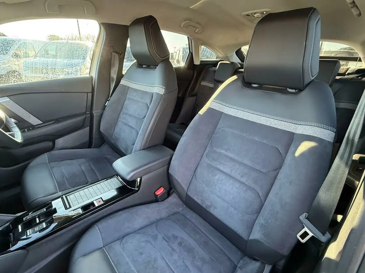 2024-citroen-c4-12-puretech-max-130ps-ss-eat8-big-11
