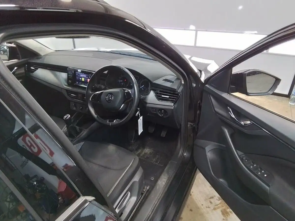 2022-skoda-kamiq-10-tsi-s-big-6