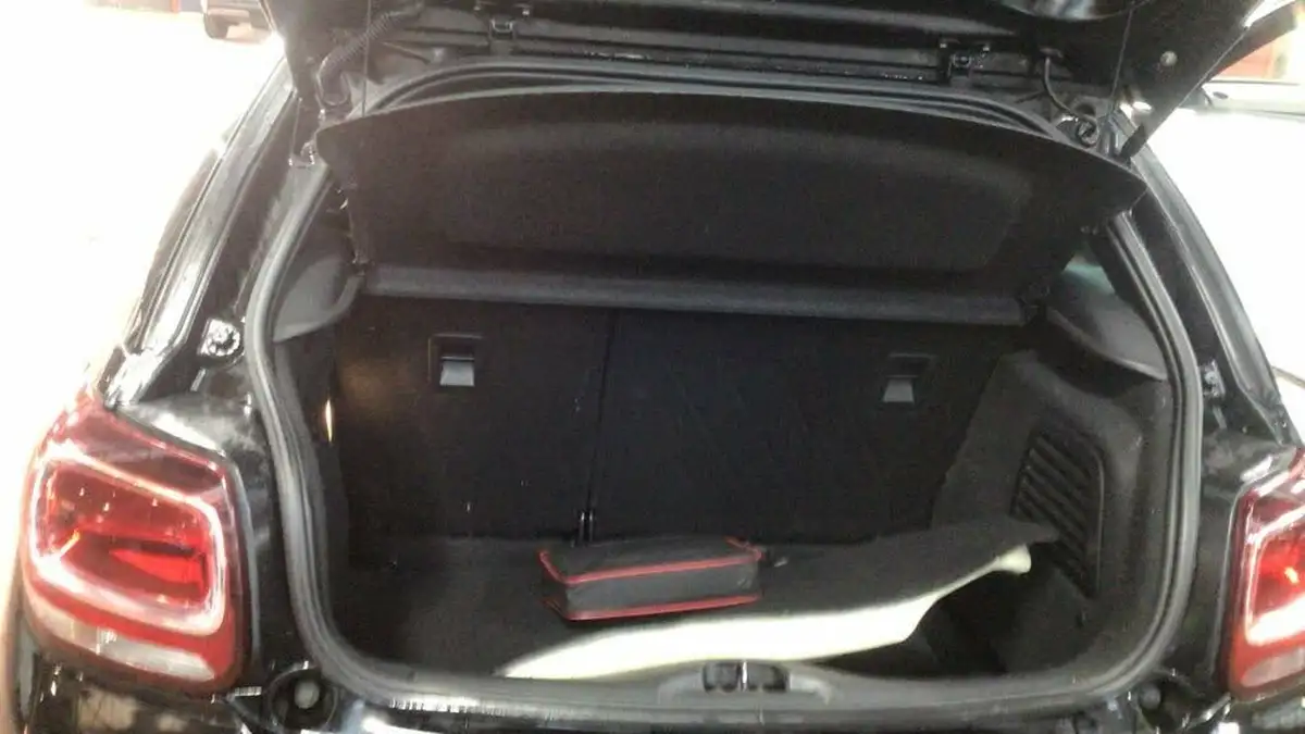 2015-ds-ds-3-12-puretech-dark-light-big-8
