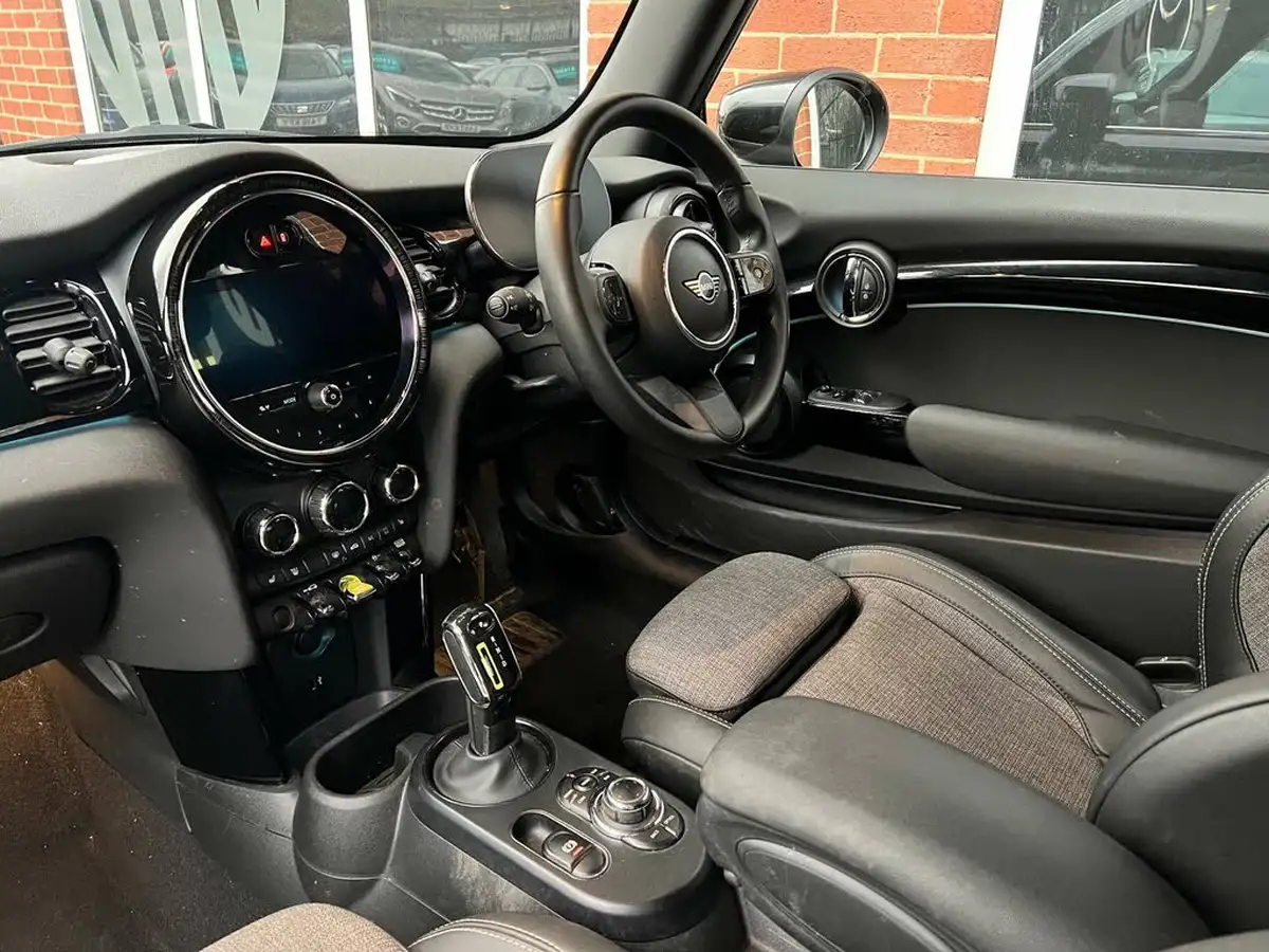 2021-mini-cooper-e-cooper-s-2-big-11