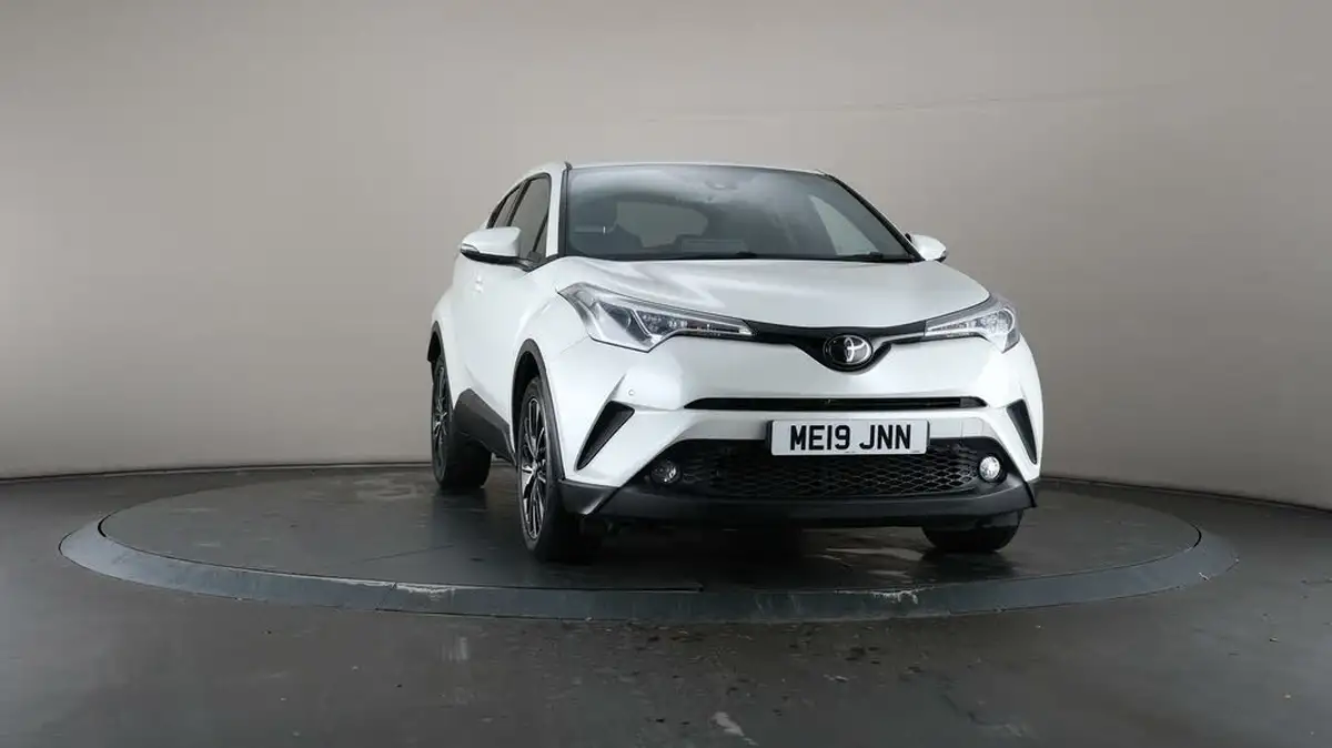 2019-toyota-c-hr-12-excel-awd-cvt-big-44