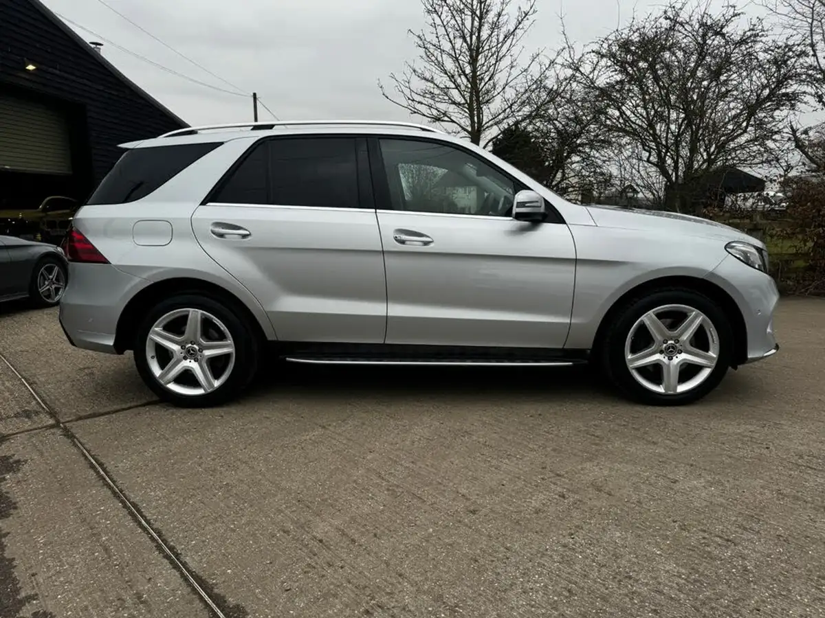 2017-mercedes-benz-gle-class-21d-gle250d-amg-line-premium-big-12