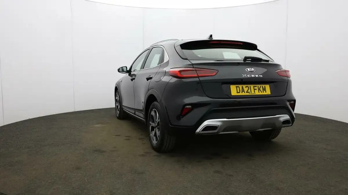 2021-kia-xceed-10-t-gdi-2-big-24