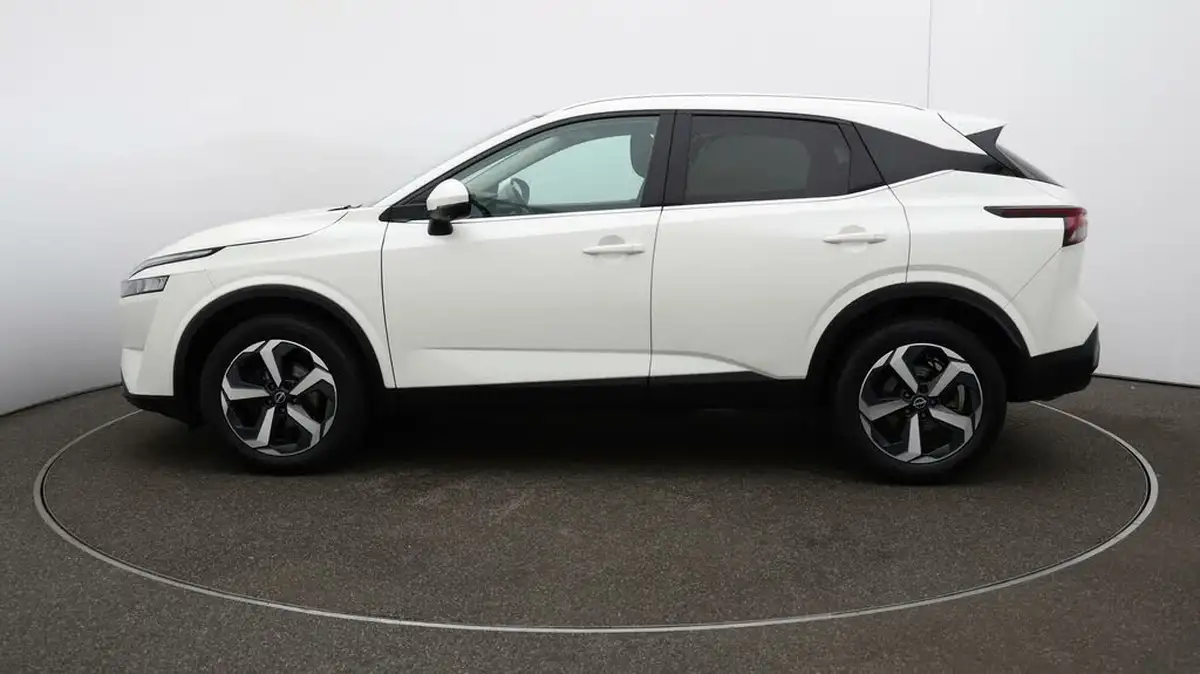 2022-nissan-qashqai-13-dig-t-n-connecta-140ps-big-56