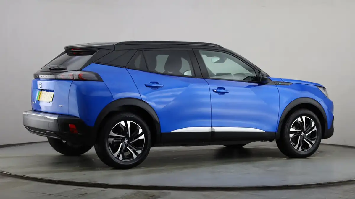 2021-peugeot-2008-suv-e-gt-big-11