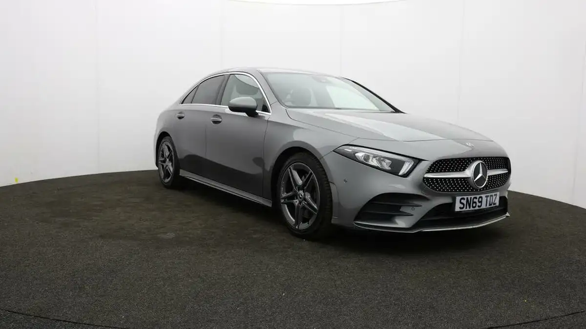 2019-mercedes-benz-a-class-20-a220-amg-line-saloon-4d-4matic-big-42