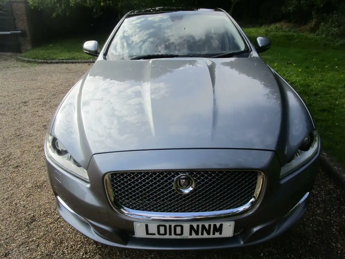 2010-jaguar-xj-series-50-xj-premium-luxury-lwb-big-4
