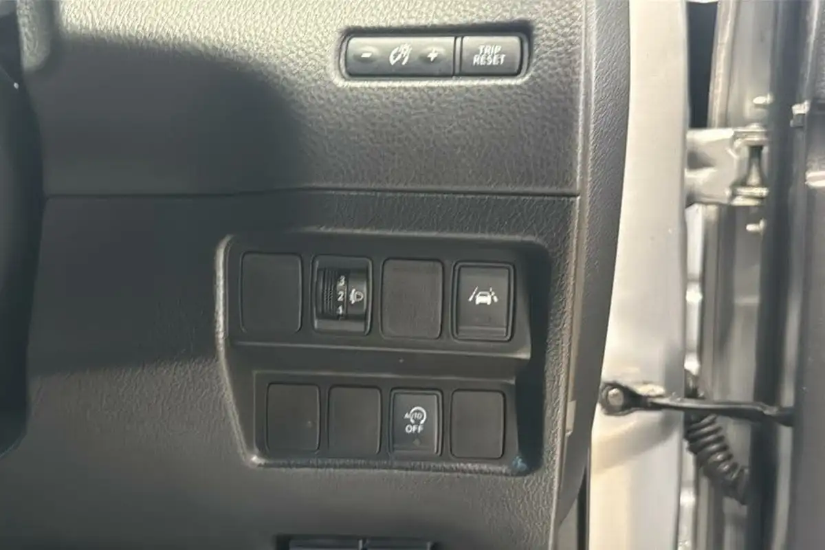 2017-nissan-qashqai-15dci-n-connecta-big-20