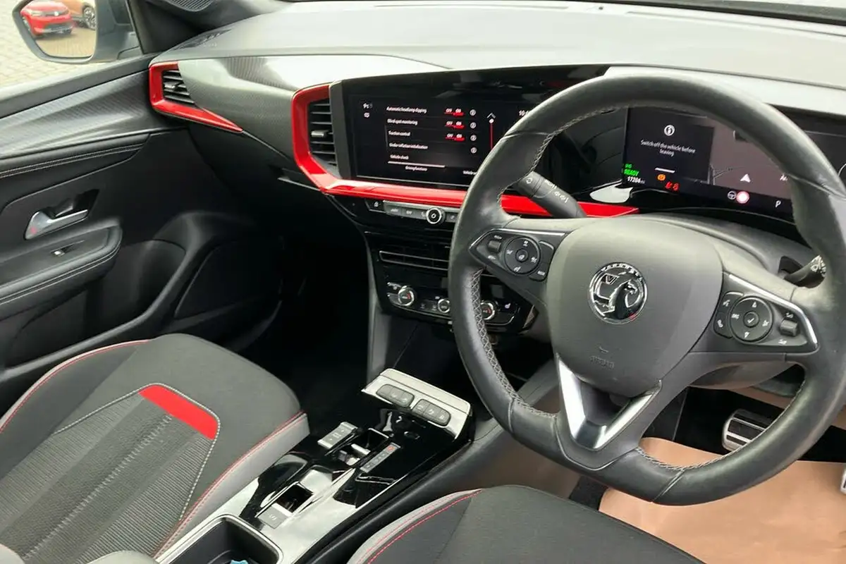 2022-vauxhall-mokka-e-sri-premium-big-8
