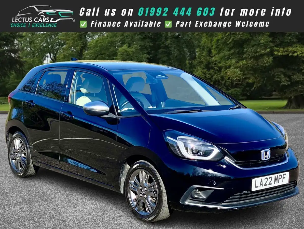 2022-honda-jazz-15-i-mmd-ex-107ps-big-1