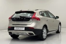 2016-volvo-v40-20-t3-cross-country-pro-small-5