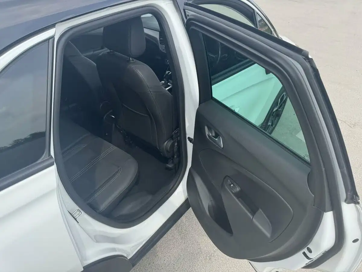 2022-vauxhall-crossland-12-ultimate-130ps-auto-big-12
