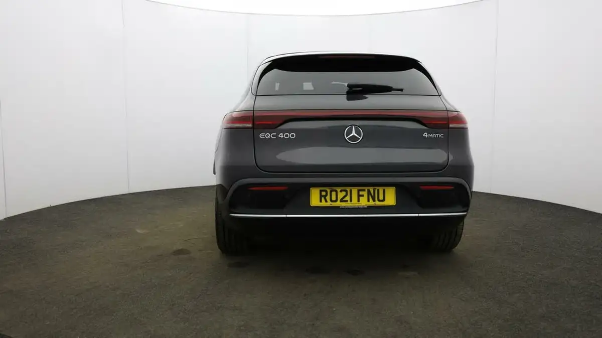 2021-mercedes-benz-eqc-e-eqc-400-amg-line-big-5