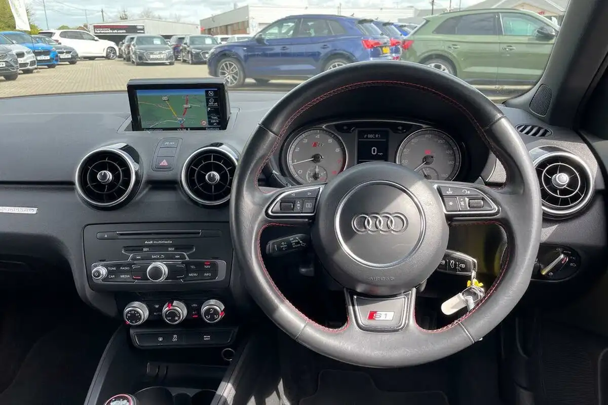 2017-audi-a1-20-tfsi-s1-competition-sportback-5d-big-41