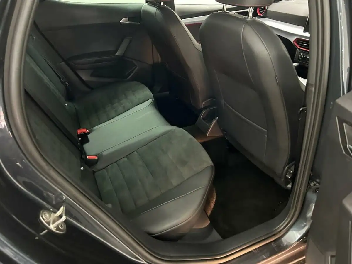 2022-seat-arona-10-tsi-fr-sport-dsg-big-39