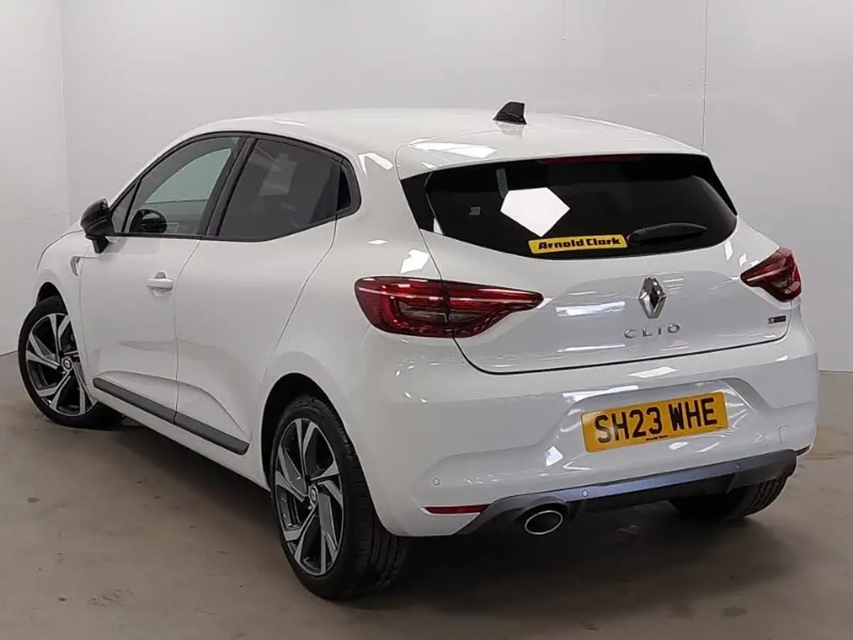 2023-renault-clio-10-tce-rs-line-big-1