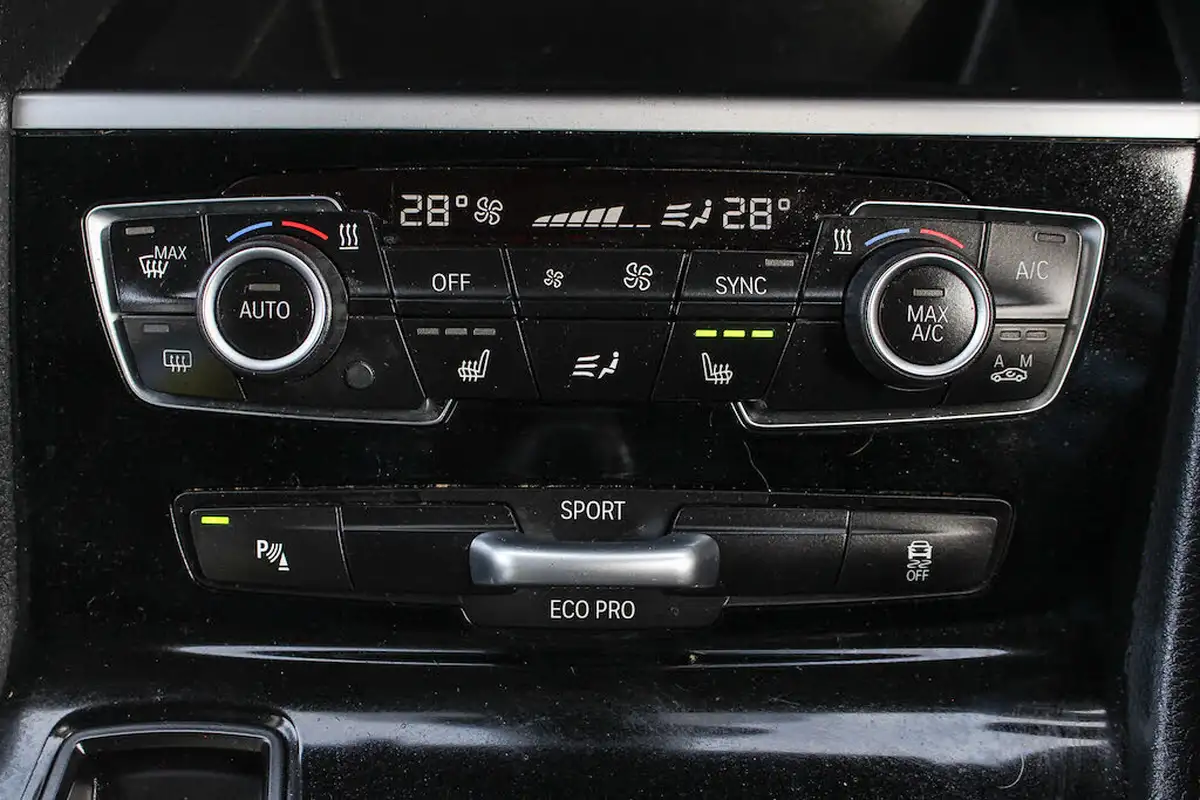 2016-bmw-2-series-15-218i-luxury-active-tourer-5d-auto-big-41