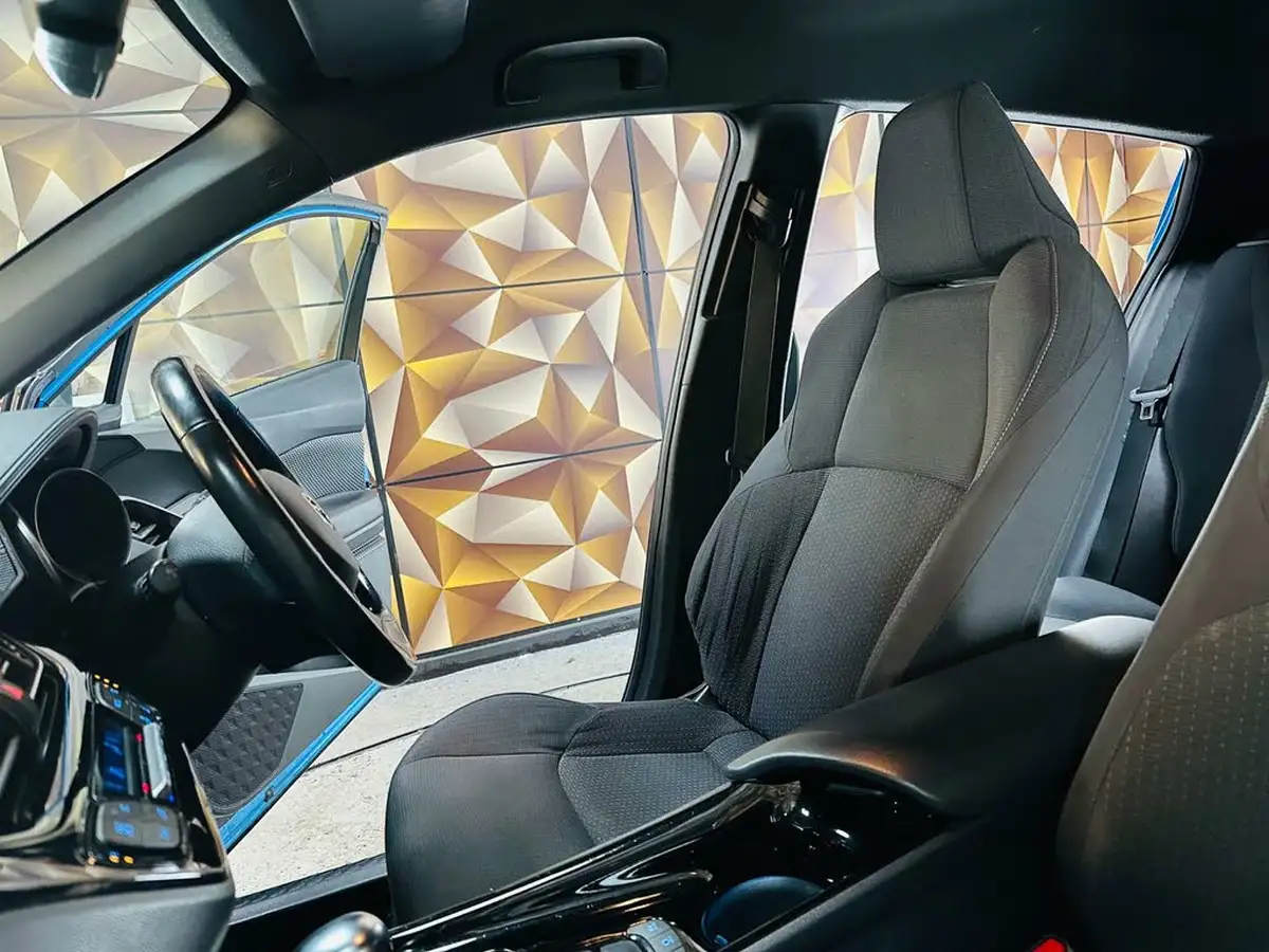 2018-toyota-c-hr-18-vvt-i-dynamic-big-17