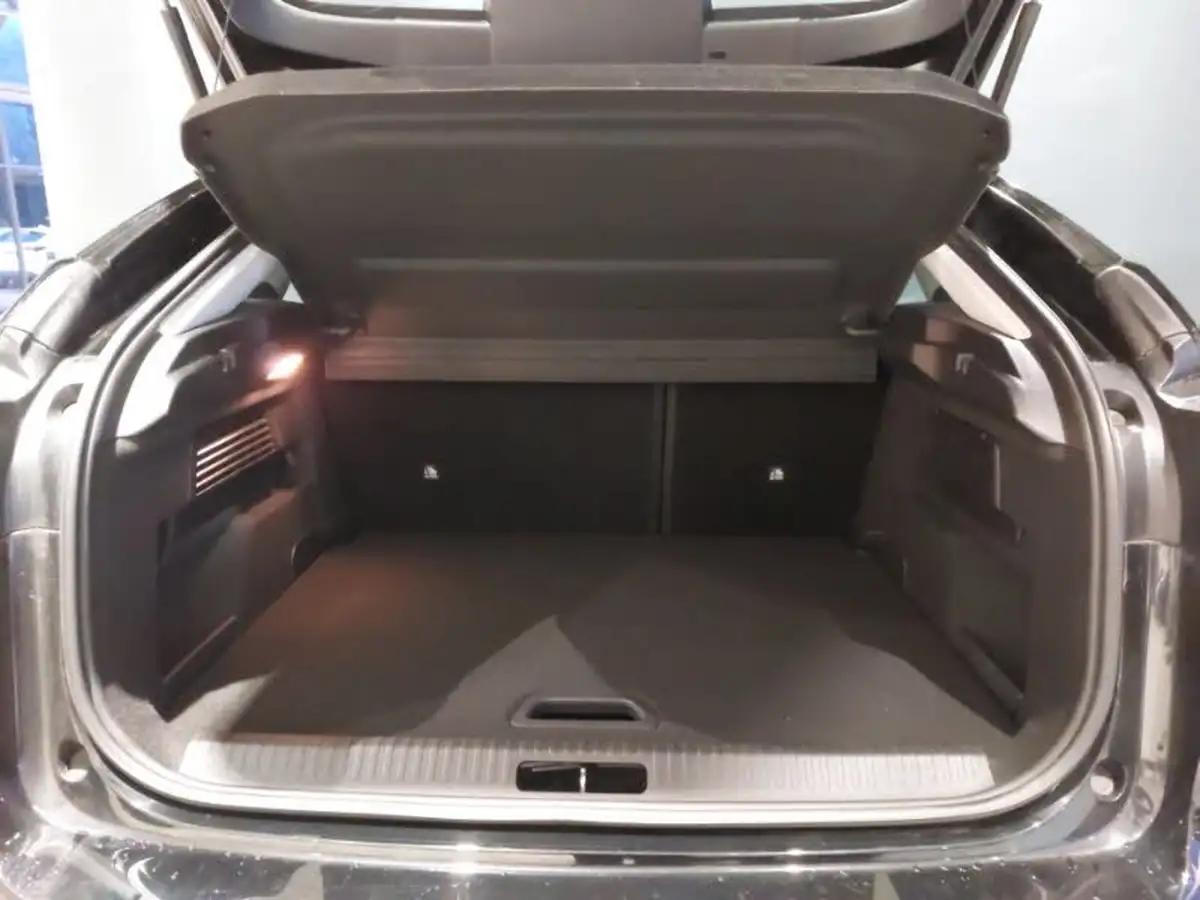 2021-citroen-c4-12-puretech-sense-plus-big-7